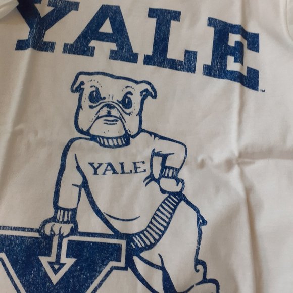 SALE!! Brand New Licensed YALE T-Shirt-S - Picture 2 of 2